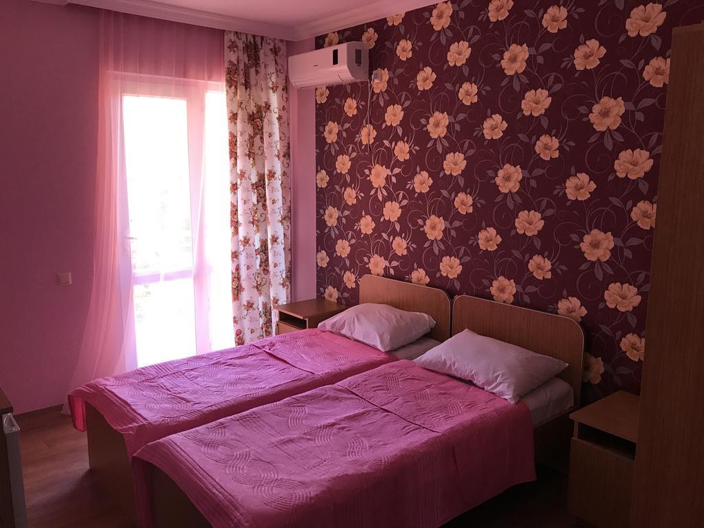 Kvariati - Guest House Εξωτερικό φωτογραφία